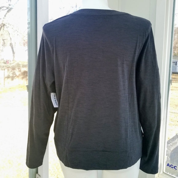 ❤️ Old Navy Heather Black Relaxed Breathe ON Twist-Hem Activewear Wrap Top - Picture 3 of 8